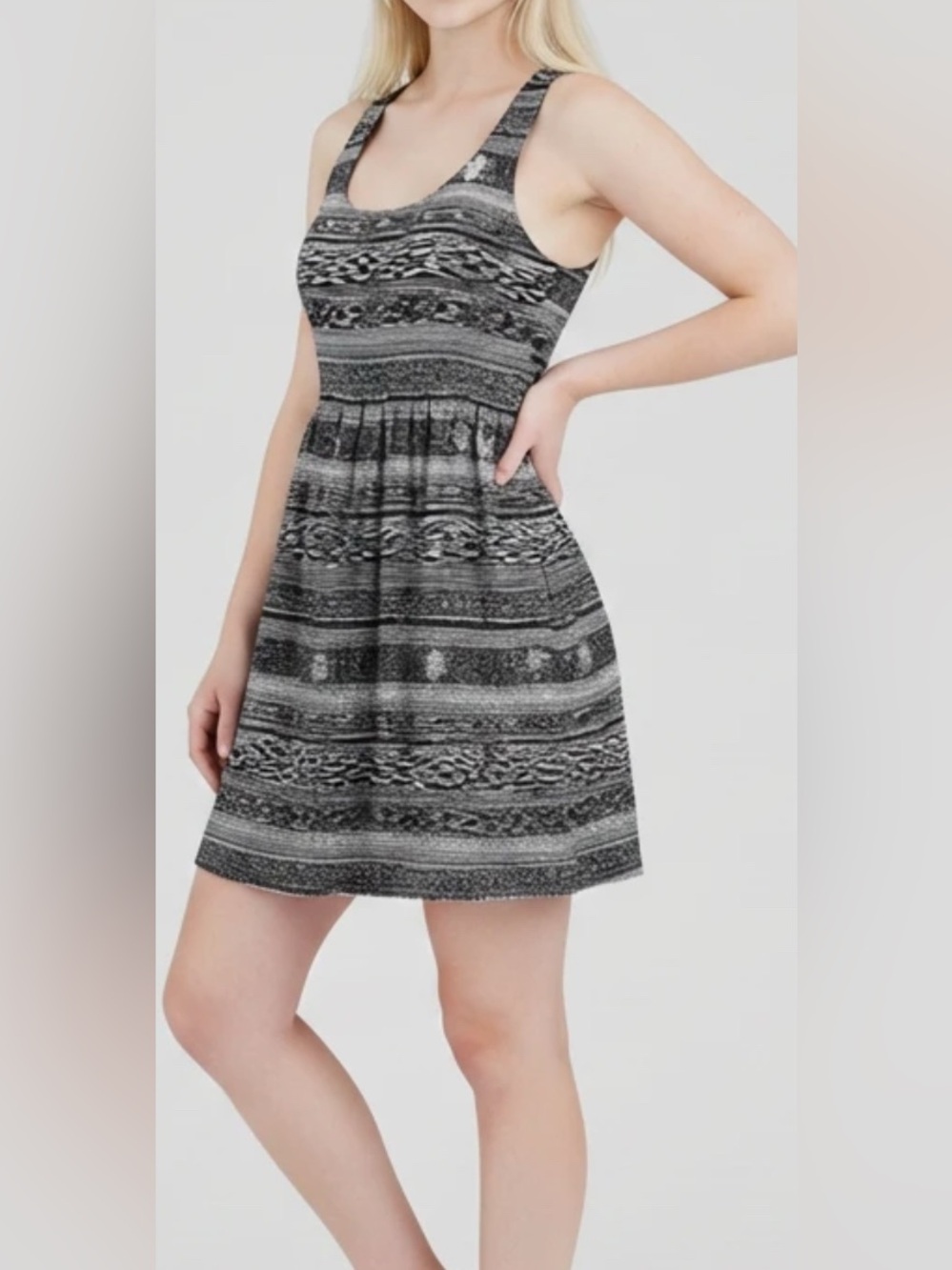 Ecote Dress Or Tunic Snap Closure Black And White
